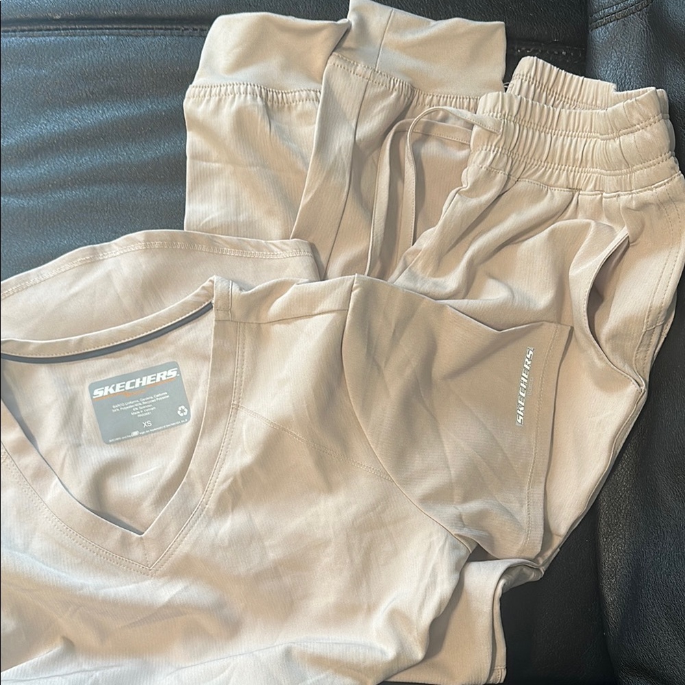 Skechers Beige Relaxed Fit Set